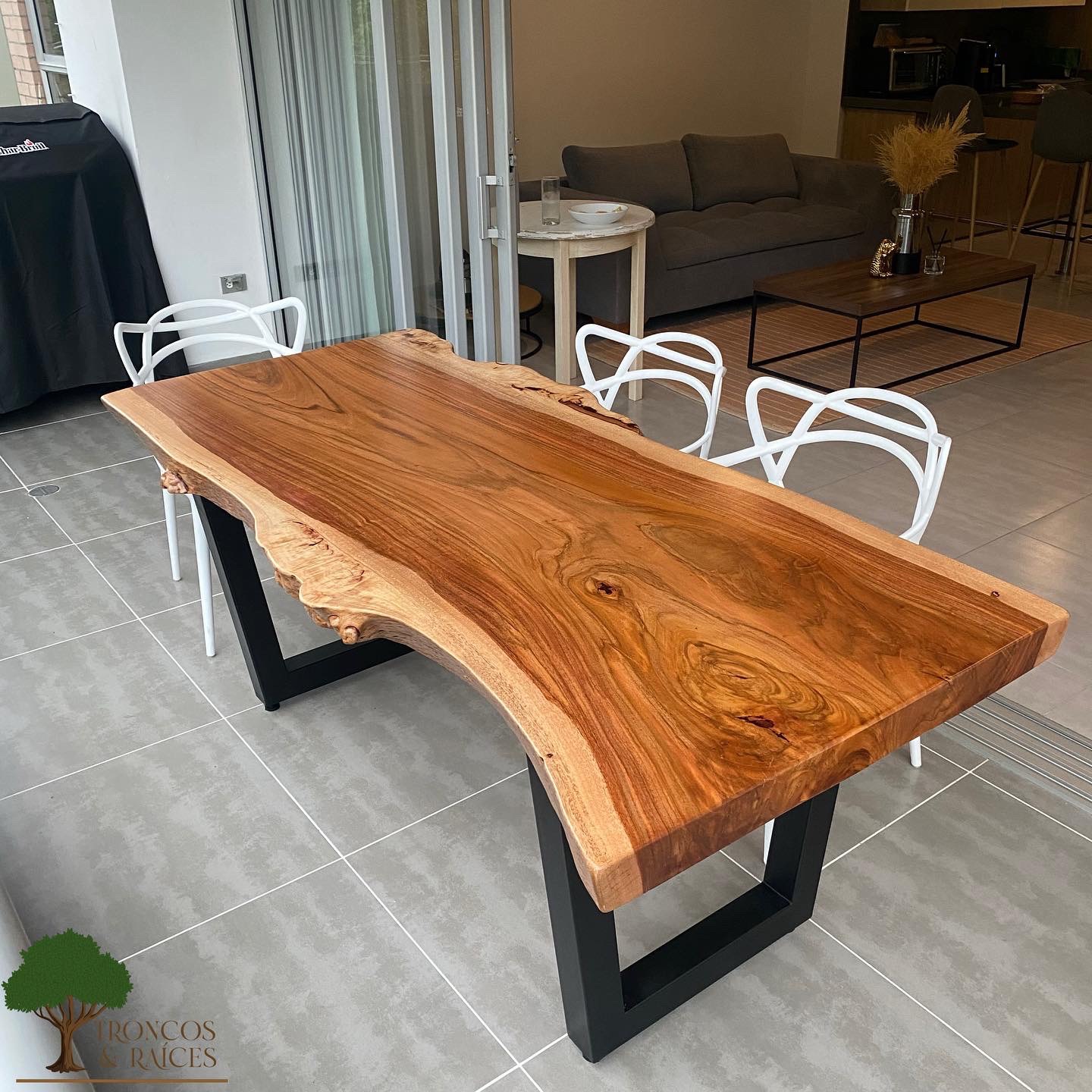 Mesa Comedor Tronco Rectangular de Algarrobo - Image 2