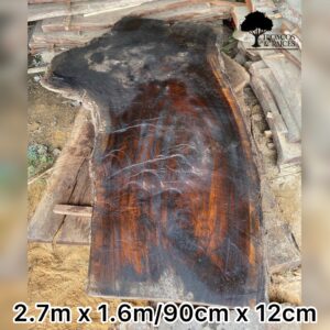 Gran Mesa Comedor Irregular de Samán (2.7m x 1.6m)