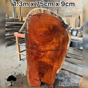 Mesa de Centro Ovalada en Algarrobo (1.3m)