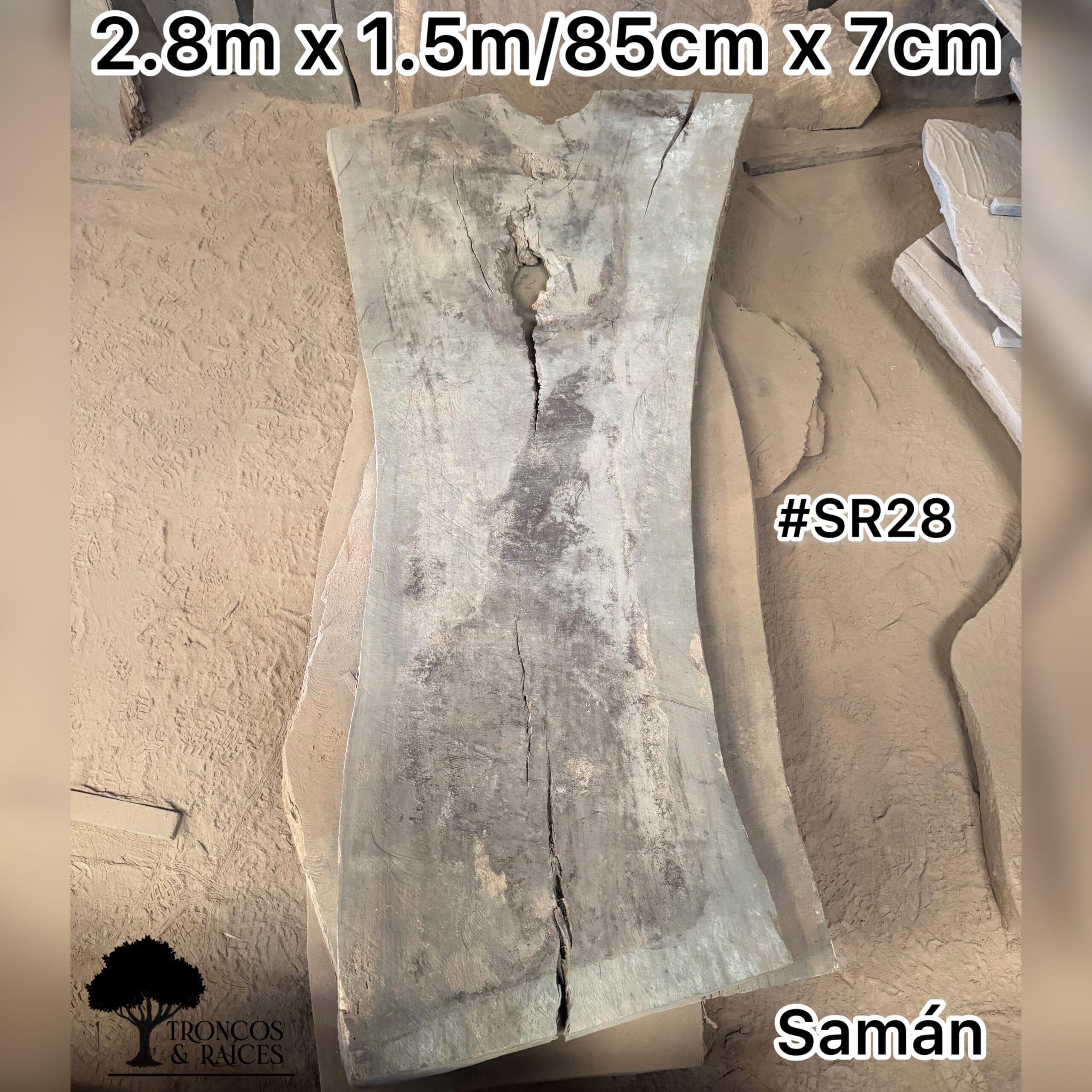 Mesa tipo Y de samán para 10 puestos Mesa tipo Y de samán para 10 puestos