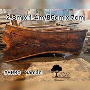 Mesa tipo Y de samán para 10 puestos
