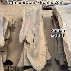 Mesa irregular para completar de samán para 8 puestos
