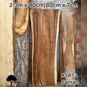Mesa rectangular de samán para 8 puestos