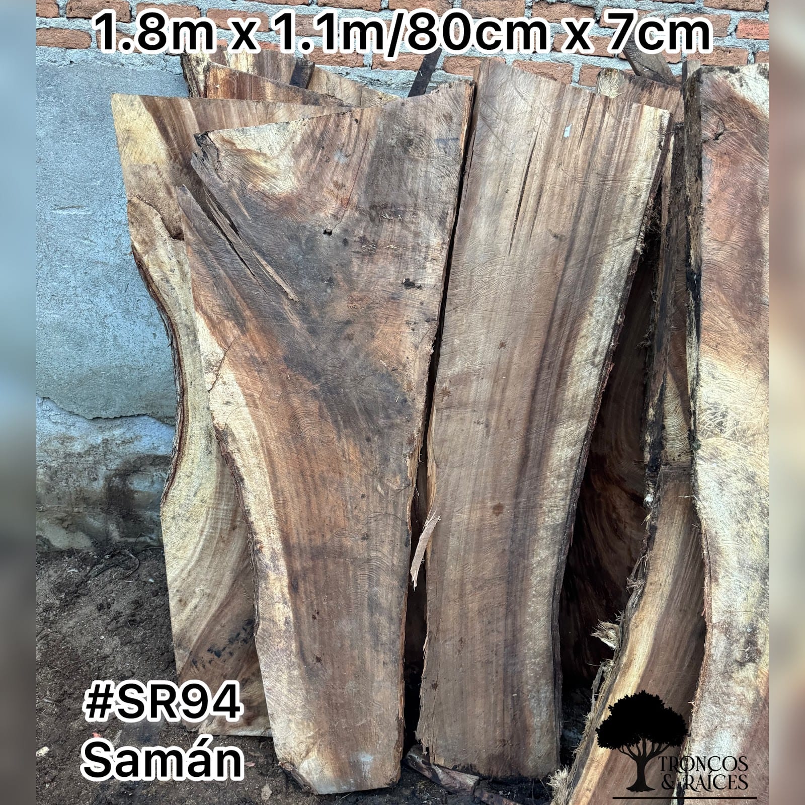 Mesa trapezoidal de samán con fractura natural